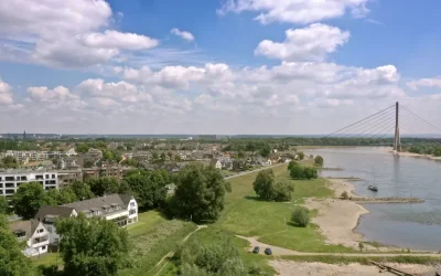 Hotel im Gewerbegebiet in Neuss? Der smarte Weg: Schlafen am Rhein im Düsseldorfer Süden, in 15 Minuten in Neuss