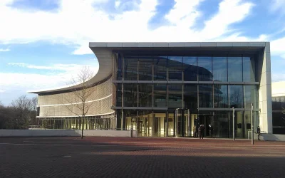 Hotel Nähe Uniklinik / HHU: Entspannt anreisen (und parken) für Gastdozenten & Angehörige