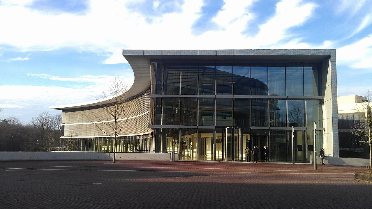 Hotel Nähe Uniklinik / HHU: Entspannt anreisen (und parken) für Gastdozenten & Angehörige